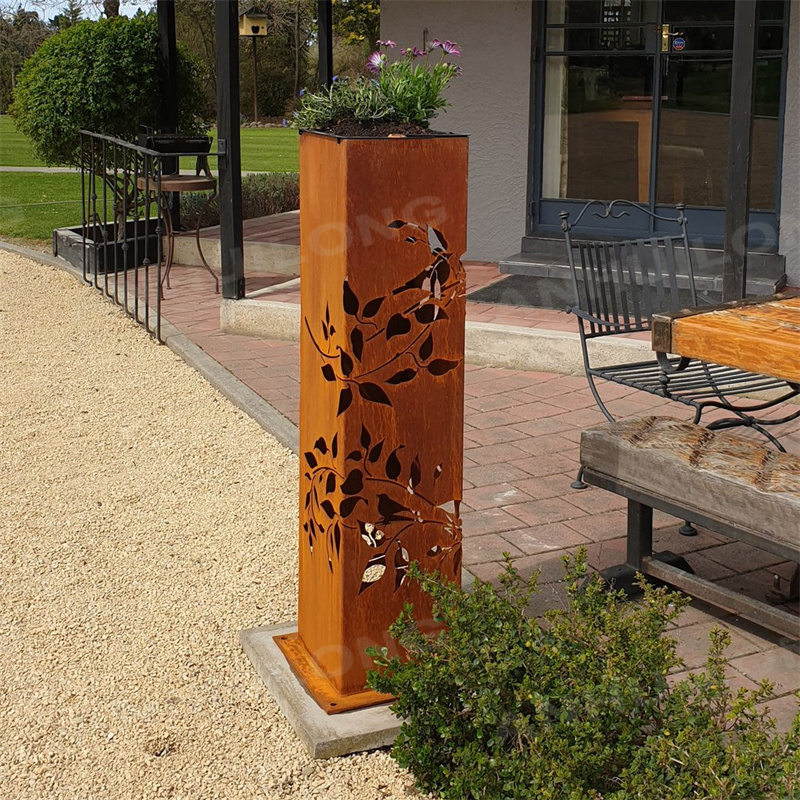 Laser cut Corten Lamp For Landscaping